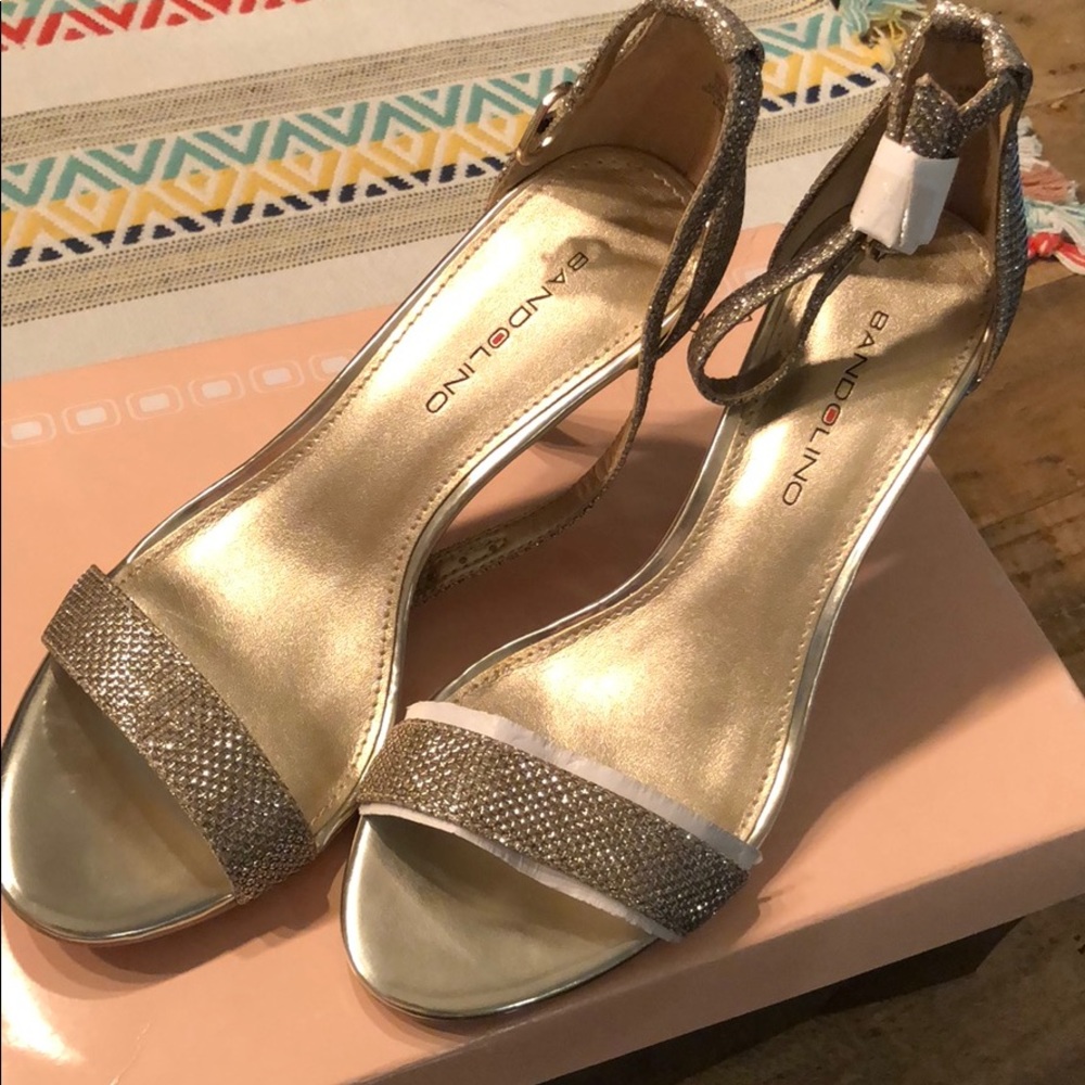 Bandolino Gold Ankle Heel 5.5